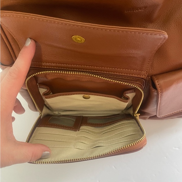 Share Minooy Hera Crossbody Tote Shoulder Bag Caramel Color 6.6L Soft Leather - Picture 5 of 16